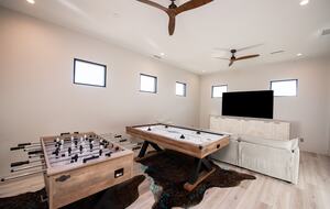 360° Views & Architectural Brilliance in Sedona - Sedona, Arizona