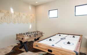 360° Views & Architectural Brilliance in Sedona - Sedona, Arizona