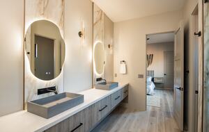 360° Views & Architectural Brilliance in Sedona - Sedona, Arizona