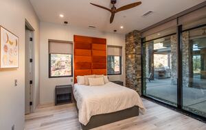 360° Views & Architectural Brilliance in Sedona - Sedona, Arizona