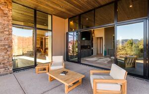 360° Views & Architectural Brilliance in Sedona - Sedona, Arizona