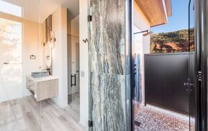 360° Views & Architectural Brilliance in Sedona - Sedona, Arizona