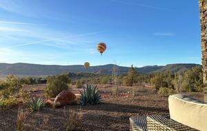 360° Views & Architectural Brilliance in Sedona - Sedona, Arizona