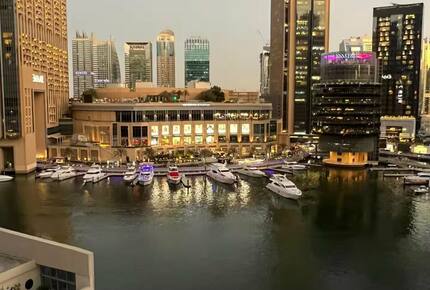 Waterfront Charm in Dubai Marina - Dubai, United Arab Emirates