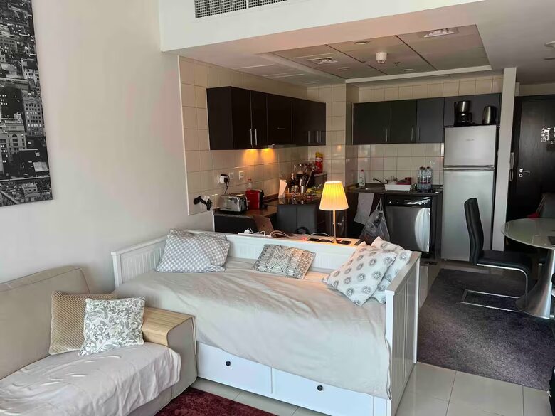 Waterfront Charm in Dubai Marina - Dubai, United Arab Emirates