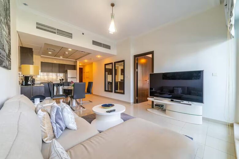 Waterfront Charm in Dubai Marina - Dubai, United Arab Emirates