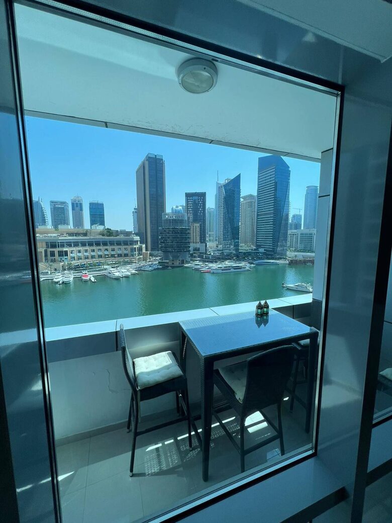 Waterfront Charm in Dubai Marina - Dubai, United Arab Emirates