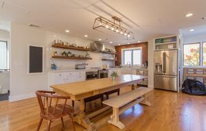 Stratton Mod Farmhouse Ski-In Retreat - Stratton, Vermont