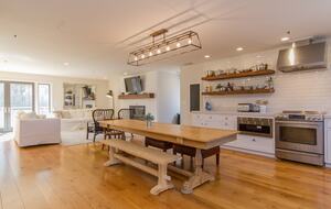 Stratton Mod Farmhouse Ski-In Retreat - Stratton, Vermont