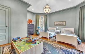 Historic Queen Anne Estate Near New York City - Montclair, New Jersey