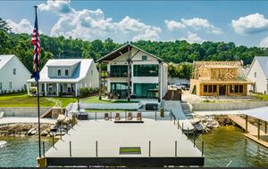 Breathtaking Lakefront Escape with Panoramic Views - Alexander City, Alabama