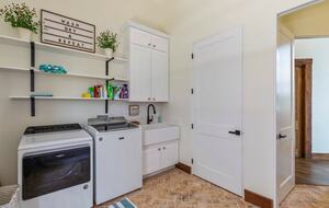 Breathtaking Lakefront Escape with Panoramic Views - Alexander City, Alabama