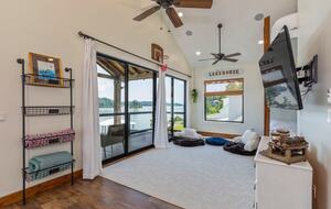 Breathtaking Lakefront Escape with Panoramic Views - Alexander City, Alabama