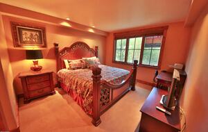 Elevated Mountain Retreat with Resort Views - Winter Park, Colorado