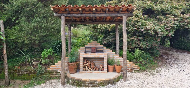 Refined Gaucho-Style Living with Breathtaking Views - São Francisco Xavier, Brazil