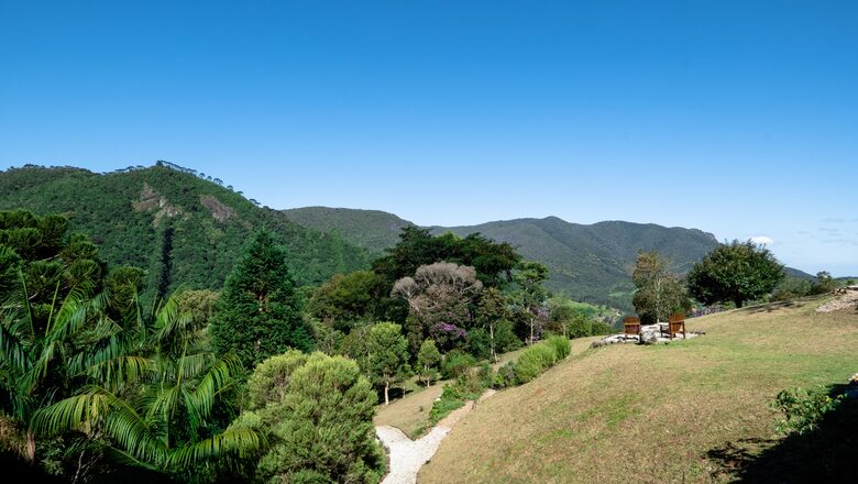 Refined Gaucho-Style Living with Breathtaking Views - São Francisco Xavier, Brazil