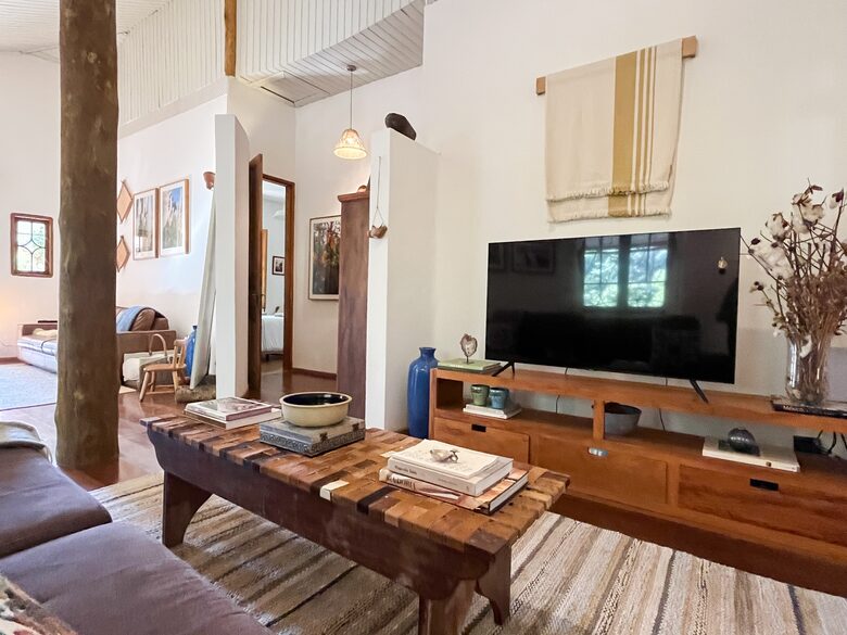 Refined Gaucho-Style Living with Breathtaking Views - São Francisco Xavier, Brazil