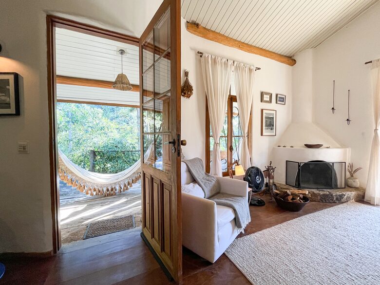 Refined Gaucho-Style Living with Breathtaking Views - São Francisco Xavier, Brazil