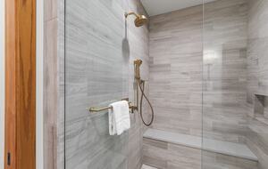 Sophisticated Boulder Creek Retreat - Park City, Utah