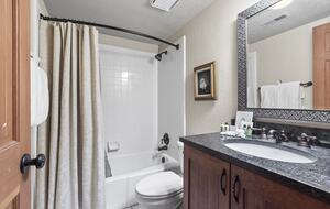 Sophisticated Boulder Creek Retreat - Park City, Utah