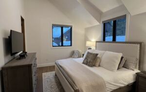 Ski-In/Ski-Out Modern Chalet in Tamarack Resort - Donnelly, Idaho