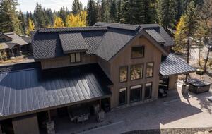 Ski-In/Ski-Out Modern Chalet in Tamarack Resort - Donnelly, Idaho