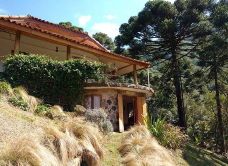 Refined Gaucho-Style Living with Breathtaking Views - São Francisco Xavier, Brazil