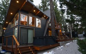 Luxury Lakefront Home | Hot Tub & Mountain & Lake Views - Big Bear Lake, California