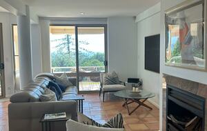 Oceanview Serenity | A Dicky Beach Retreat - Dicky Beach, Australia