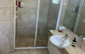 Oceanview Serenity | A Dicky Beach Retreat - Dicky Beach, Australia