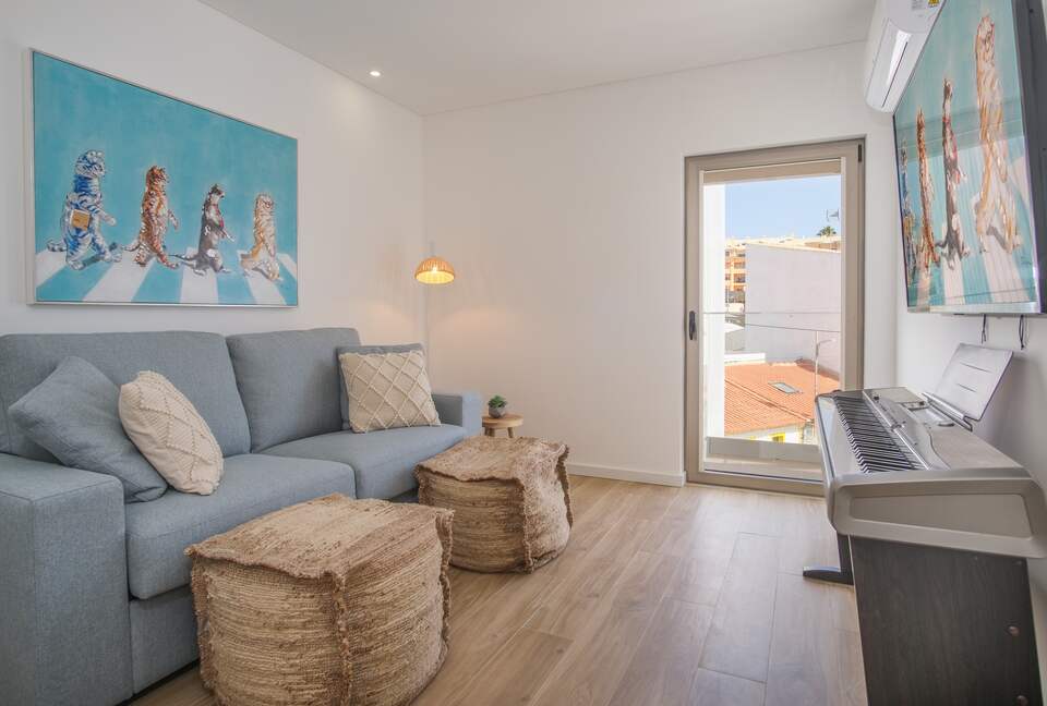 Elegant Duplex Penthouse in Praia da Luz, Algarve, with breathtaking Ocean Views & pool - Luz, Portugal