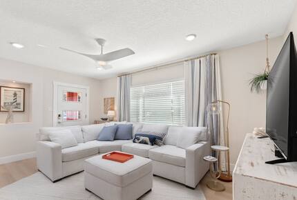 Modern Coastal Cottage Minutes from Downtown & Beach - St. Augustine, Florida