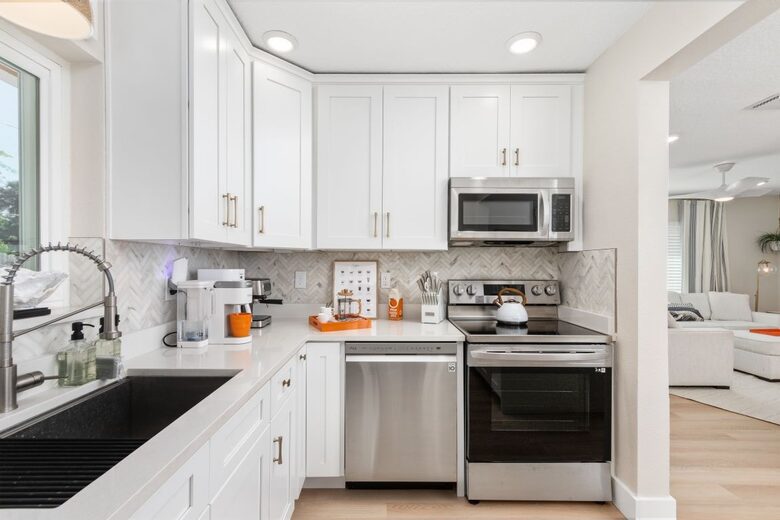 Modern Coastal Cottage Minutes from Downtown & Beach - St. Augustine, Florida