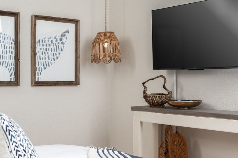 Modern Coastal Cottage Minutes from Downtown & Beach - St. Augustine, Florida