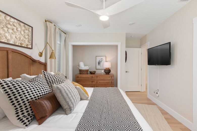 Modern Coastal Cottage Minutes from Downtown & Beach - St. Augustine, Florida