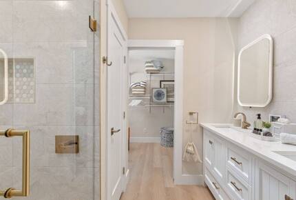 Modern Coastal Cottage Minutes from Downtown & Beach - St. Augustine, Florida