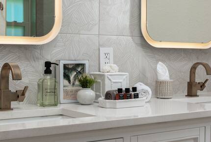 Modern Coastal Cottage Minutes from Downtown & Beach - St. Augustine, Florida