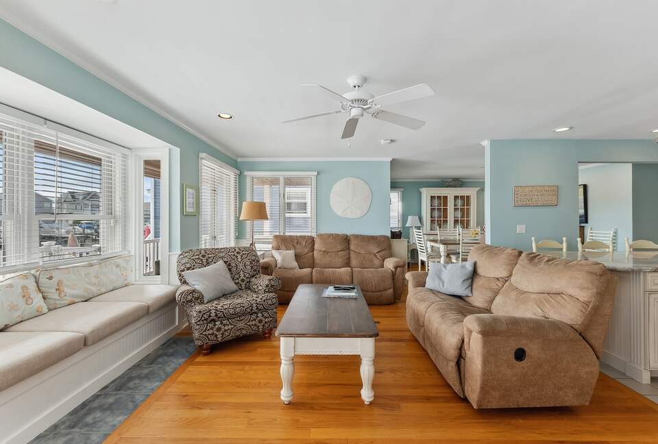 Tranquil Waterside Living on Ocean City’s Exclusive Lagoon - Ocean City, New Jersey