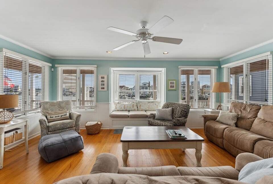 Tranquil Waterside Living on Ocean City’s Exclusive Lagoon - Ocean City, New Jersey