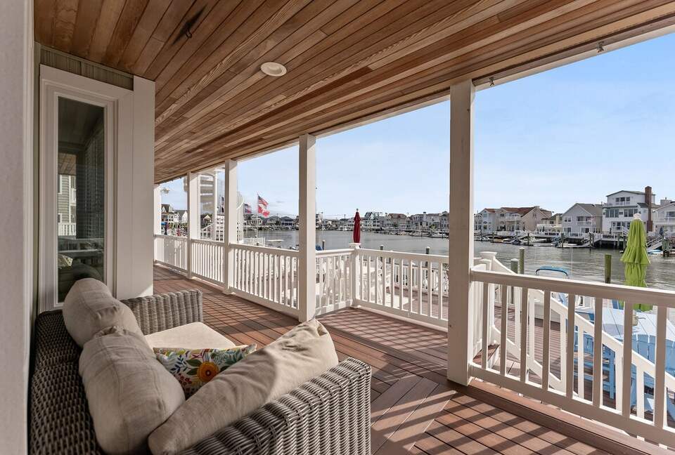 Tranquil Waterside Living on Ocean City’s Exclusive Lagoon - Ocean City, New Jersey