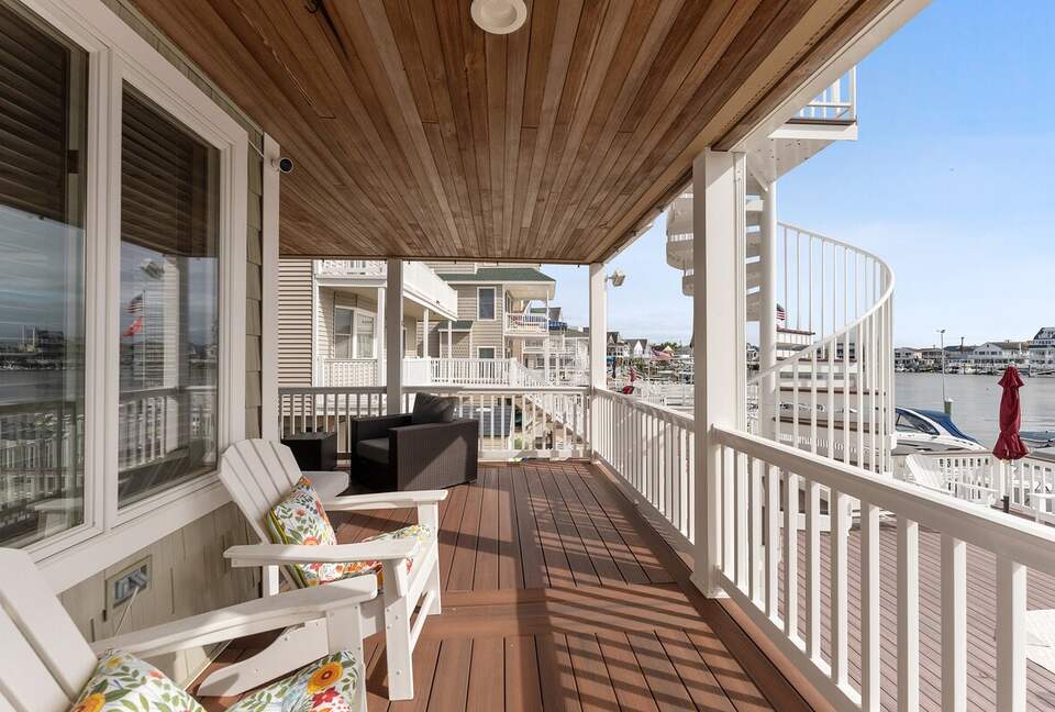 Tranquil Waterside Living on Ocean City’s Exclusive Lagoon - Ocean City, New Jersey