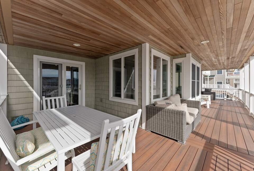 Tranquil Waterside Living on Ocean City’s Exclusive Lagoon - Ocean City, New Jersey