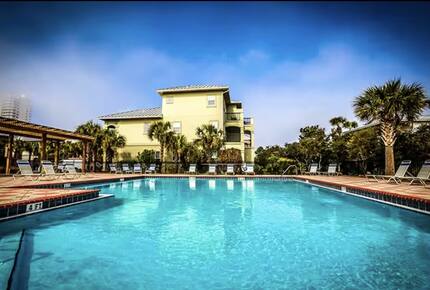 Steps from the Sand | A Tasteful Beachside Retreat - Miramar Beach, Florida