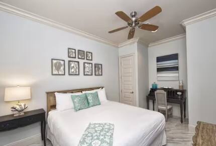 Steps from the Sand | A Tasteful Beachside Retreat - Miramar Beach, Florida