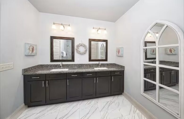 Steps from the Sand | A Tasteful Beachside Retreat - Miramar Beach, Florida