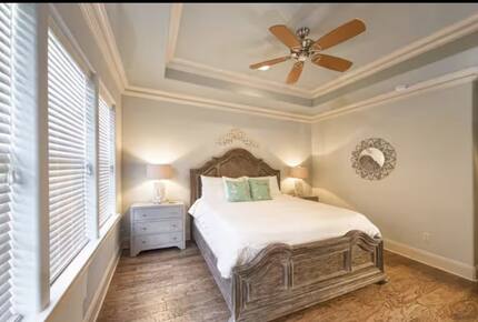 Steps from the Sand | A Tasteful Beachside Retreat - Miramar Beach, Florida