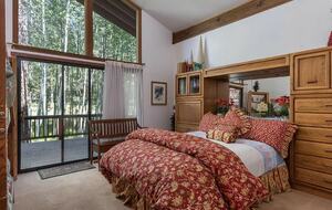 Elegant Northstar Lodge with Private Hot Tub and Resort Amenities - Truckee, California