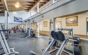 Elegant Northstar Lodge with Private Hot Tub and Resort Amenities - Truckee, California