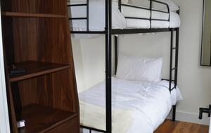 Tranquil Cabin Hideaway Near Wardensville’s Charm - Wardensville, West Virginia