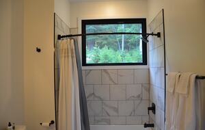 Tranquil Cabin Hideaway Near Wardensville’s Charm - Wardensville, West Virginia